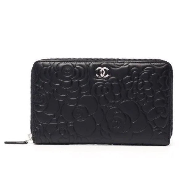 Chanel CC Camélia Zip-Around Wallet - Picture 1 of 16